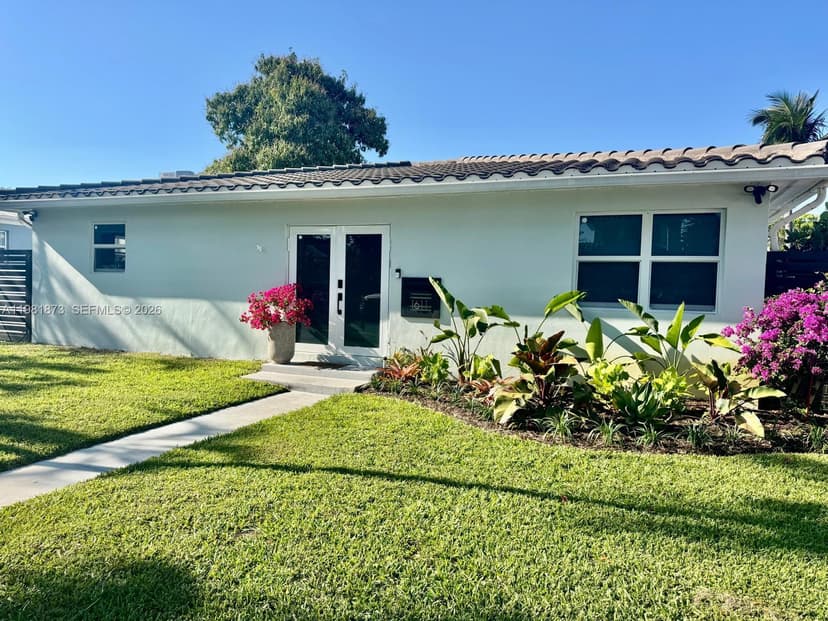 1611 Madison St, Hollywood FL 33020