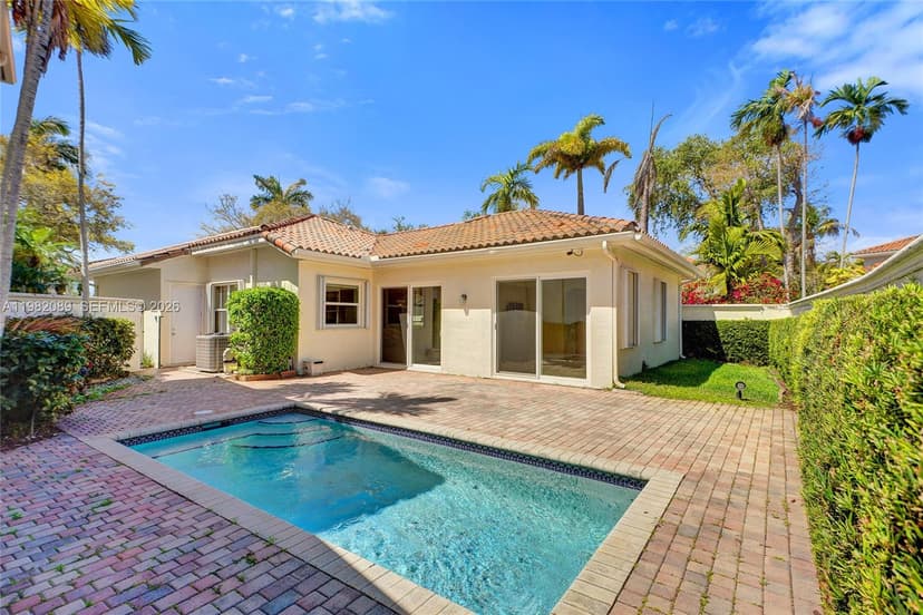 1459 Shoreline Way, Hollywood FL 33019