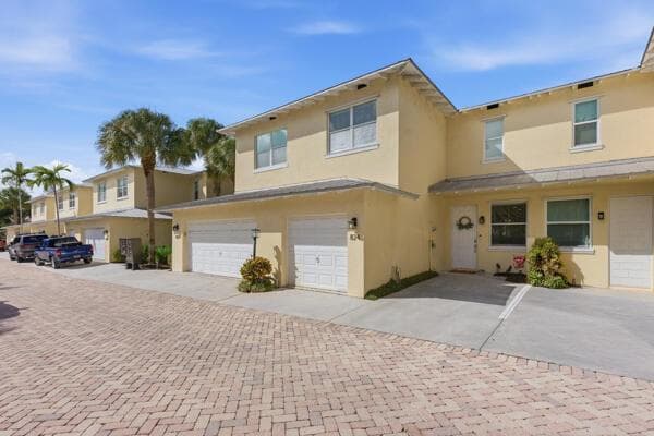 824 SE 4th Court, Deerfield Beach FL 33441