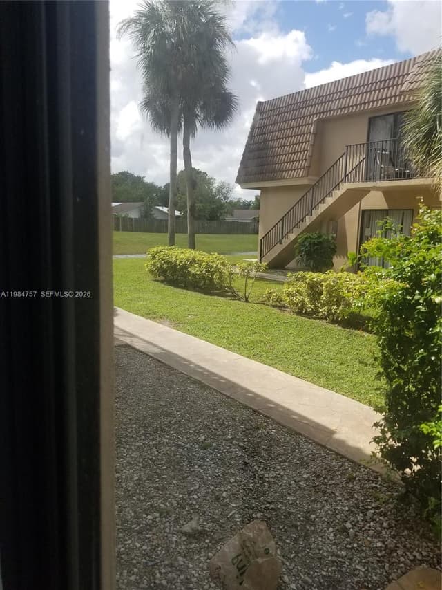 10886 Royal Palm Blvd # 10886, Coral Springs FL 33065 - Coral Springs, FL - Photo 5