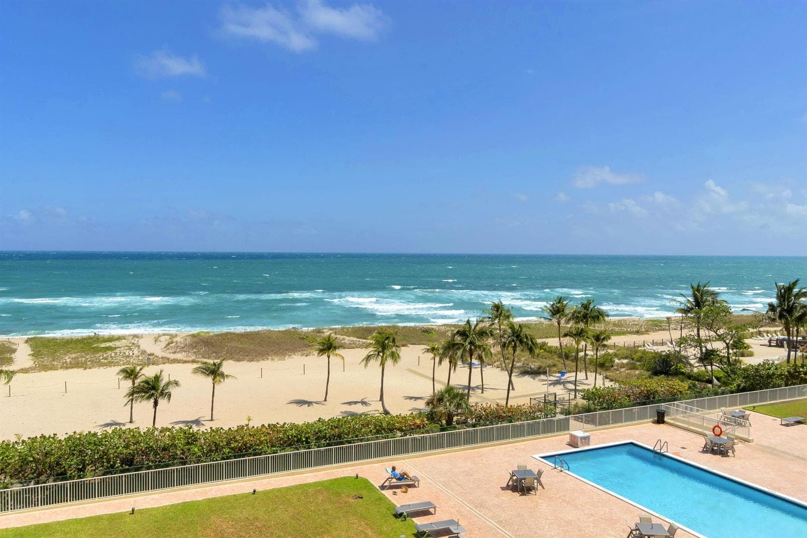 750 N Ocean Boulevard Apt 604, Pompano Beach FL 33062 - Pompano Beach, FL - Photo 1