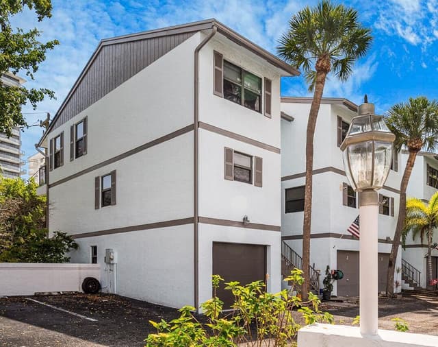 3250 NE 12th Street # 1, Pompano Beach FL 33062 - Pompano Beach, FL - Photo 2