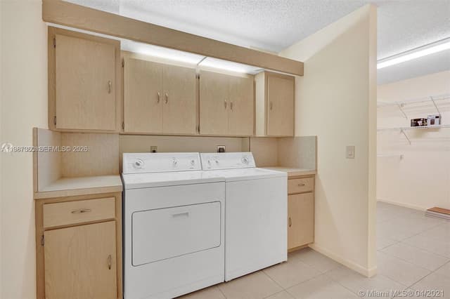 1715 Whitehall Dr # 202, Davie FL 33324 - Davie, FL - Photo 6