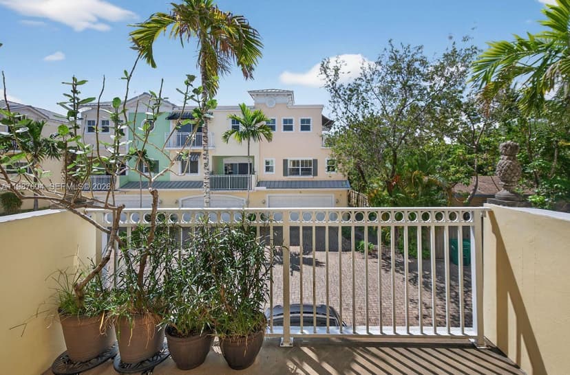 630 SE 15th St # 5, Fort Lauderdale FL 33316
