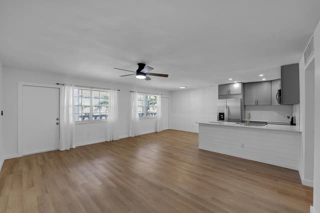 5203 NE 24th Terrace # B207, Fort Lauderdale FL 33308 - Fort Lauderdale, FL - Photo 4