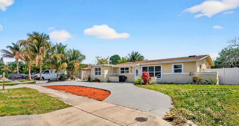 4200 NE 4th Ave, Deerfield Beach FL 33064