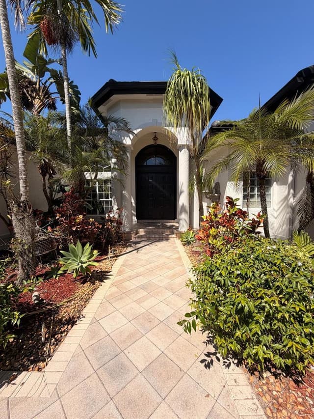3309 Bradenham Lane, Davie FL 33328 - Davie, FL - Photo 3