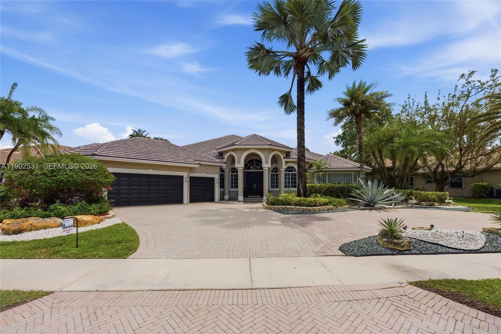 2488 Provence Cir, Weston FL 33327 - Weston, FL - Photo 1