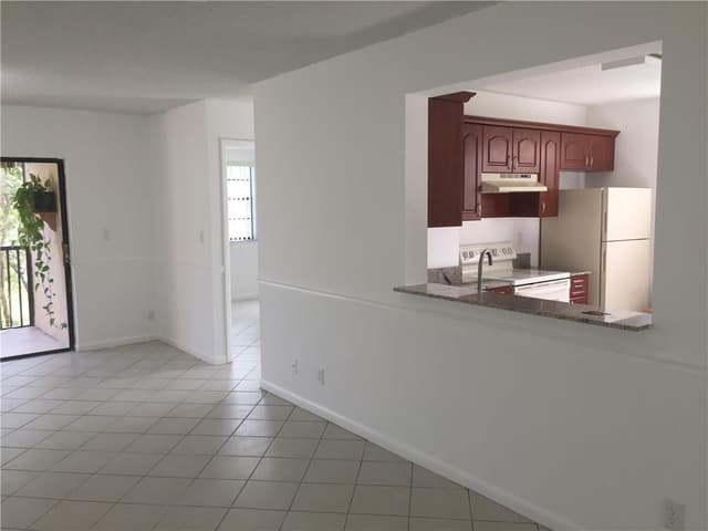 12276 Royal Palm Boulevard # 7, Coral Springs FL 33065 - Coral Springs, FL - Photo 6
