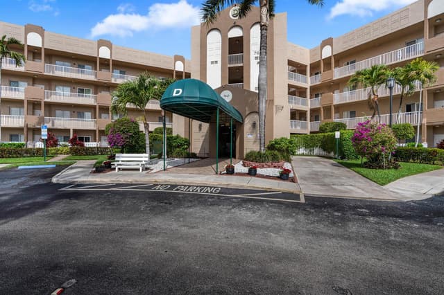 7647 Southampton Terrace # 318, Tamarac FL 33321 - Tamarac, FL - Photo 3