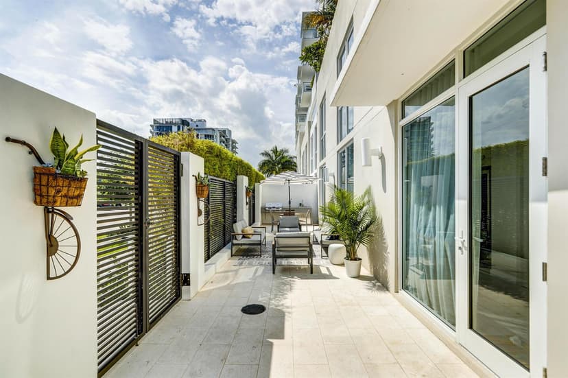 401 N Birch Road, Fort Lauderdale FL 33304