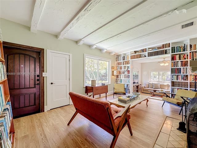 1029 Harrison St, Hollywood FL 33019 - Hollywood, FL - Photo 4