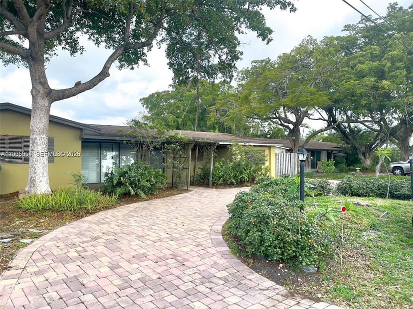 4401 NE 15th Ter, Oakland Park FL 33334