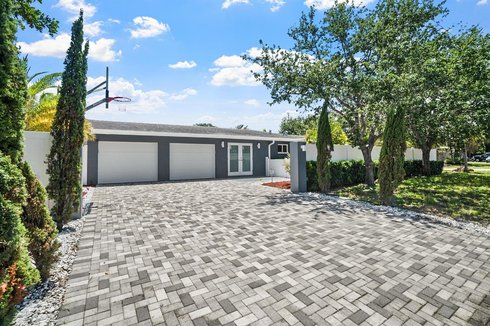 5496 NE 22nd Avenue, Fort Lauderdale FL 33308 - Fort Lauderdale, FL - Photo 1