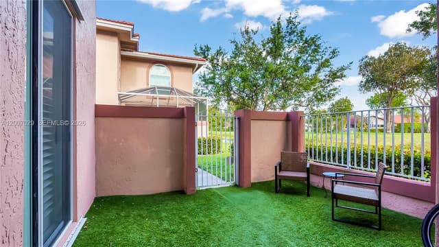 11808 Royal Palm Blvd, Coral Springs FL 33065 - Coral Springs, FL - Photo 3