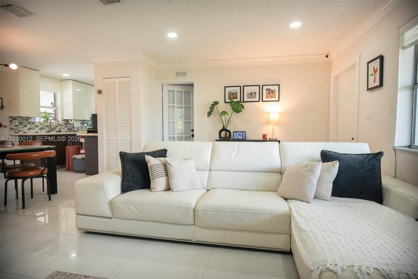 150 NE 31st St, Pompano Beach FL 33064