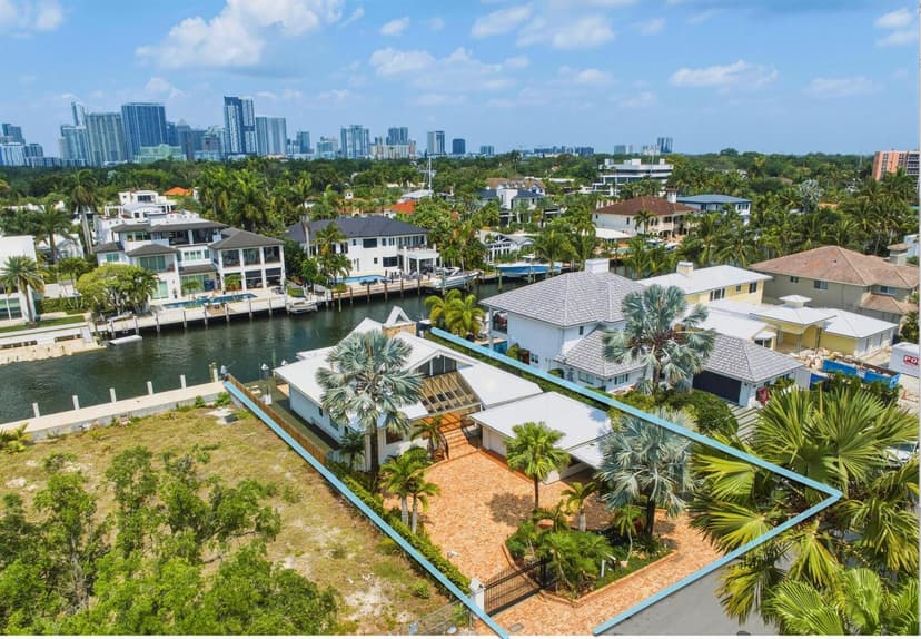 449 Bontona Avenue, Fort Lauderdale FL 33301