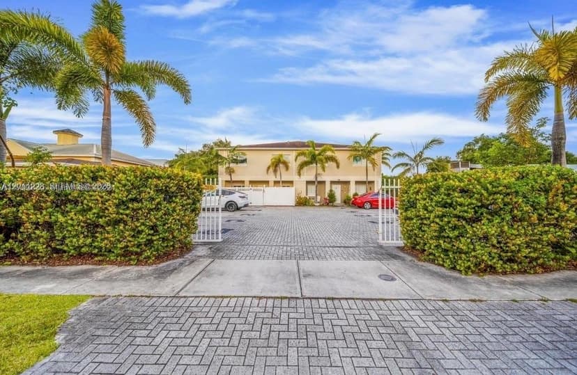 615 NW 10th Ter # 1, Fort Lauderdale FL 33311