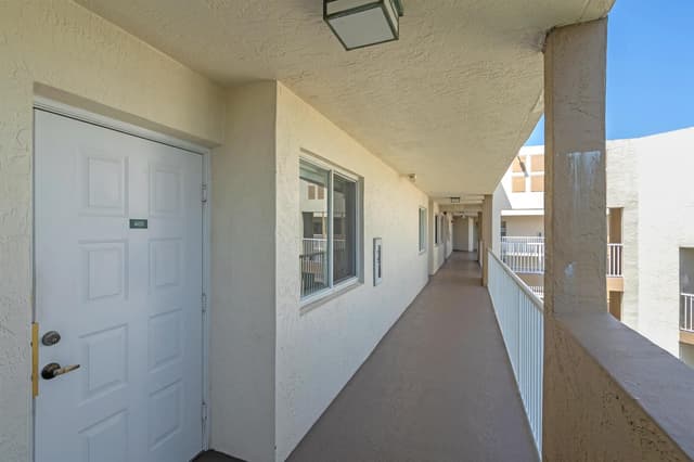 7763 Southampton Terrace # 405, Tamarac FL 33321 - Tamarac, FL - Photo 3