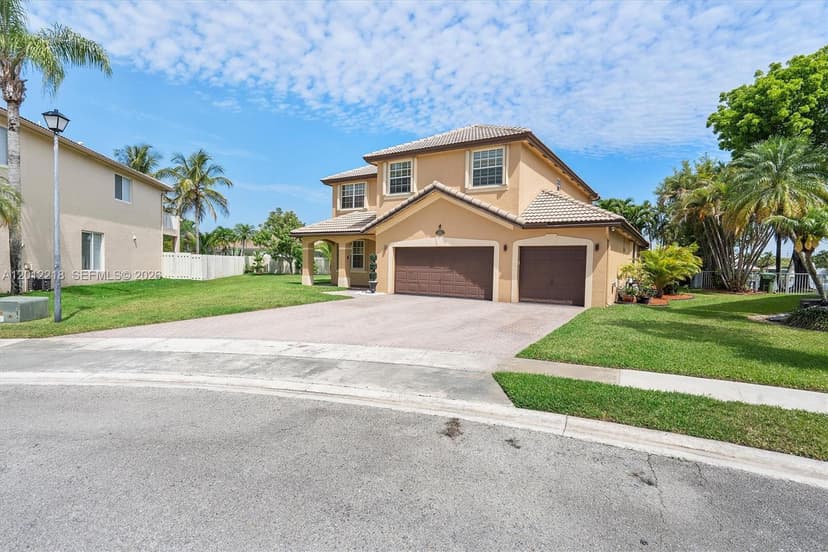 361 SW 167th Ave, Pembroke Pines FL 33027