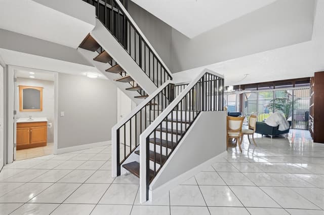 12300 NW 11th Court, Pembroke Pines FL 33026 - Pembroke Pines, FL - Photo 6