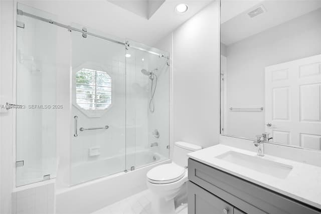2553 Bay Pointe Drive, Weston FL 33327 - Weston, FL - Photo 7