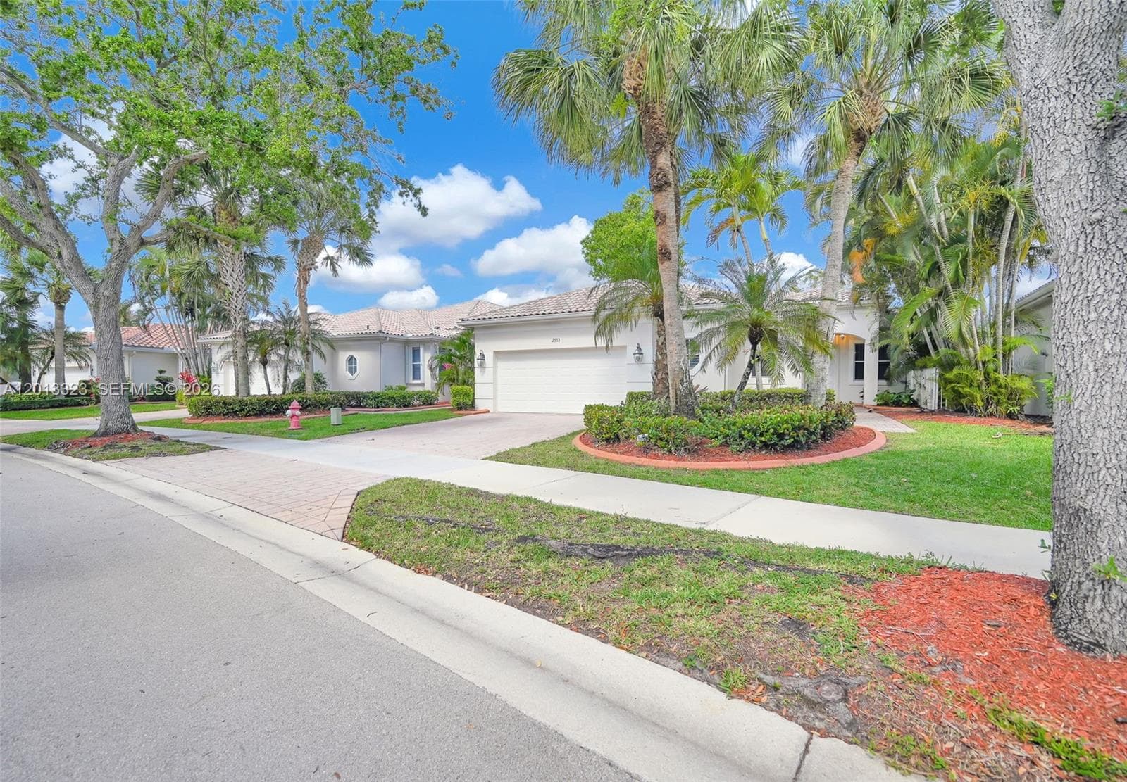 2553 Bay Pointe Drive, Weston FL 33327 - Weston, FL - Photo 1