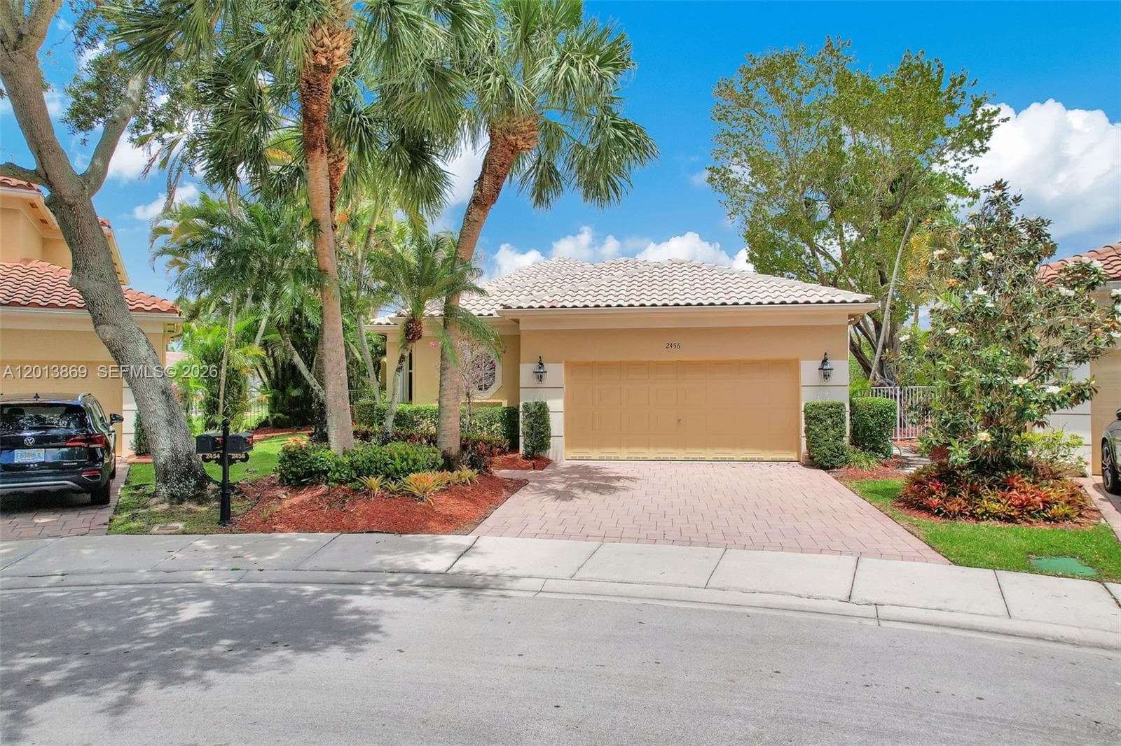2456 Bay Isle Court, Weston FL 33327 - Weston, FL - Photo 1