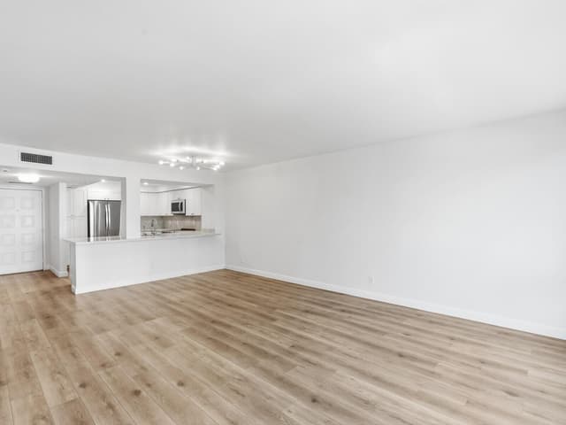 5000 N Ocean Boulevard # 306, Lauderdale By The Sea FL 33308 - Lauderdale By The Sea, FL - Photo 7