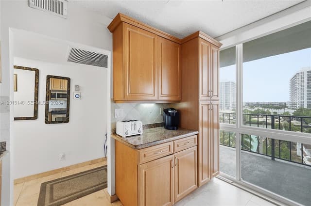 521 N Riverside Dr # 606, Pompano Beach FL 33062 - Pompano Beach, FL - Photo 4
