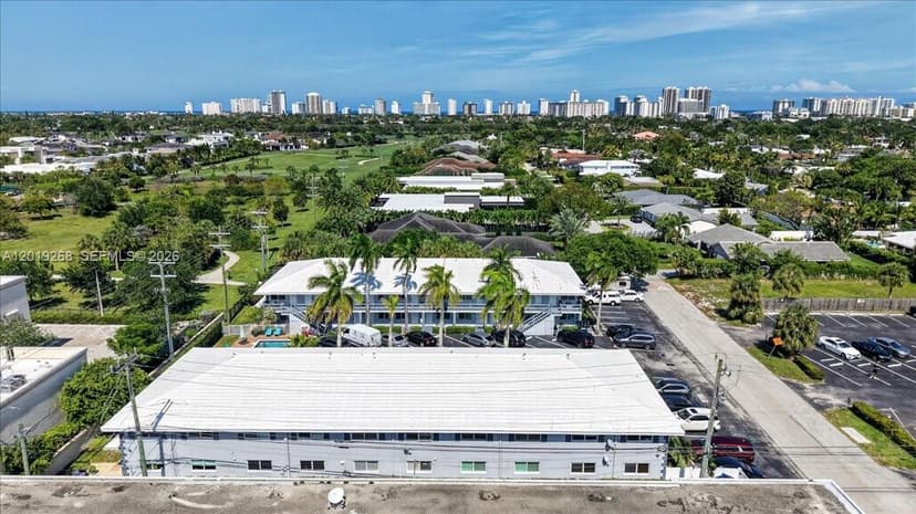 2115 NE 37th Dr # 120, Fort Lauderdale FL 33308