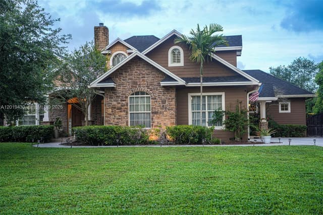 2640 SW 137th Ter, Davie FL 33330 - Davie, FL - Photo 2