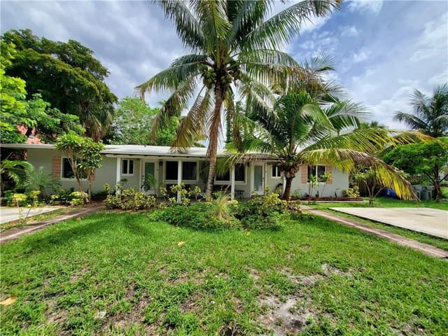 3204 NE 6th Street, Pompano Beach FL 33062 - Pompano Beach, FL - Photo 2
