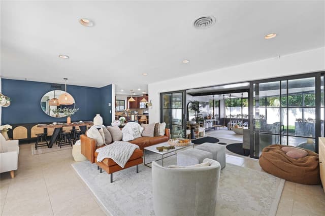 2157 NE 61st Court, Fort Lauderdale FL 33308 - Fort Lauderdale, FL - Photo 4