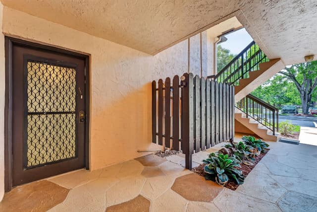 2240 SW 92nd Terrace # 2402, Davie FL 33324 - Davie, FL - Photo 4