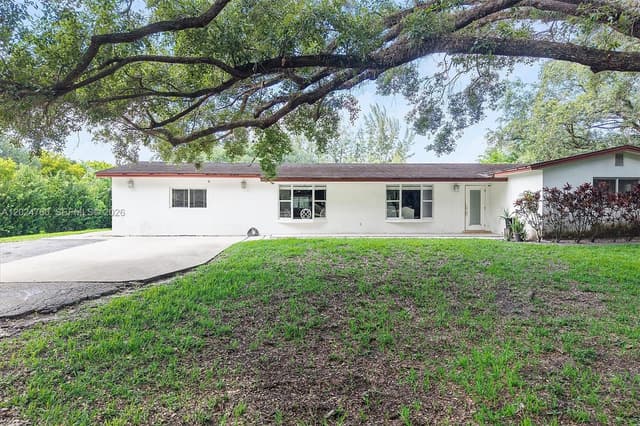 13821 Mustang Trl, Southwest Ranches FL 33330 - Southwest Ranches, FL - Photo 5