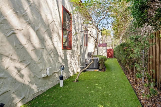 704 SE 8th Street, Fort Lauderdale FL 33316 - Fort Lauderdale, FL - Photo 4