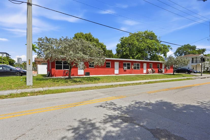840 NW 3rd Street # 4, Fort Lauderdale FL 33311