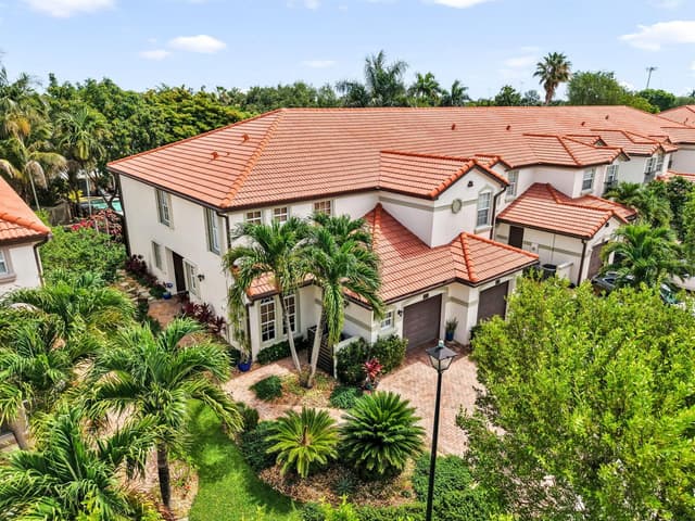 9731 Darlington Place, Cooper City FL 33328 - Cooper City, FL - Photo 5