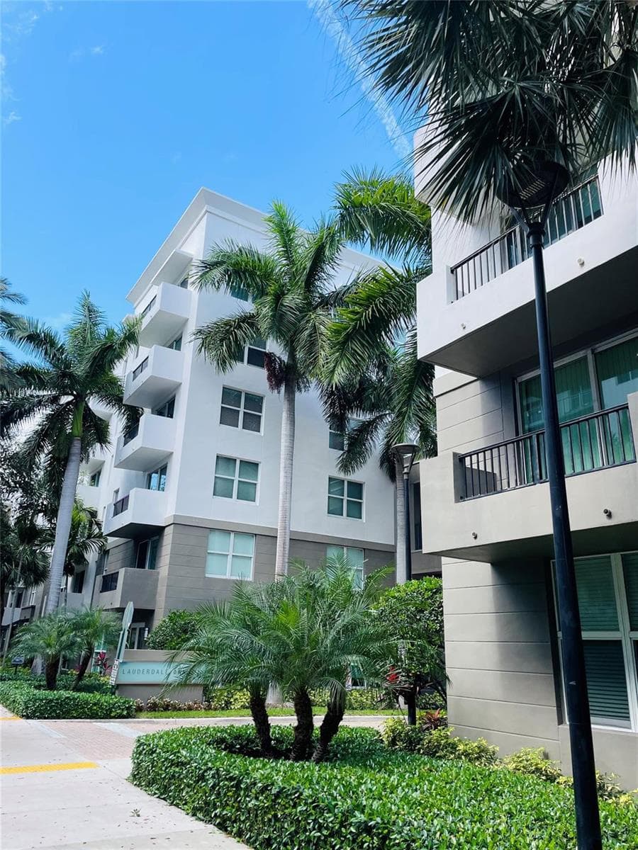 2401 NE 65th Street # 408, Fort Lauderdale FL 33308 - Fort Lauderdale, FL - Photo 1