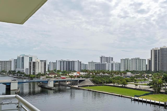 2900 NE 30th Street Apt 8j, Fort Lauderdale FL 33306 - Fort Lauderdale, FL - Photo 2