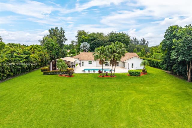 13900 Mustang Trl, Southwest Ranches FL 33330 - Southwest Ranches, FL - Photo 3