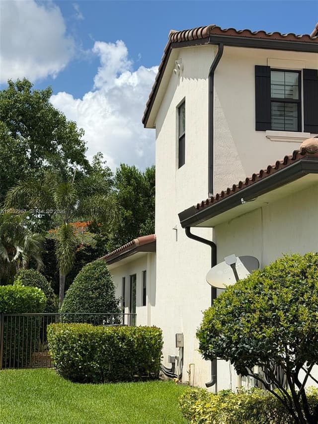 10609 SW 55th St, Cooper City FL 33328 - Cooper City, FL - Photo 4