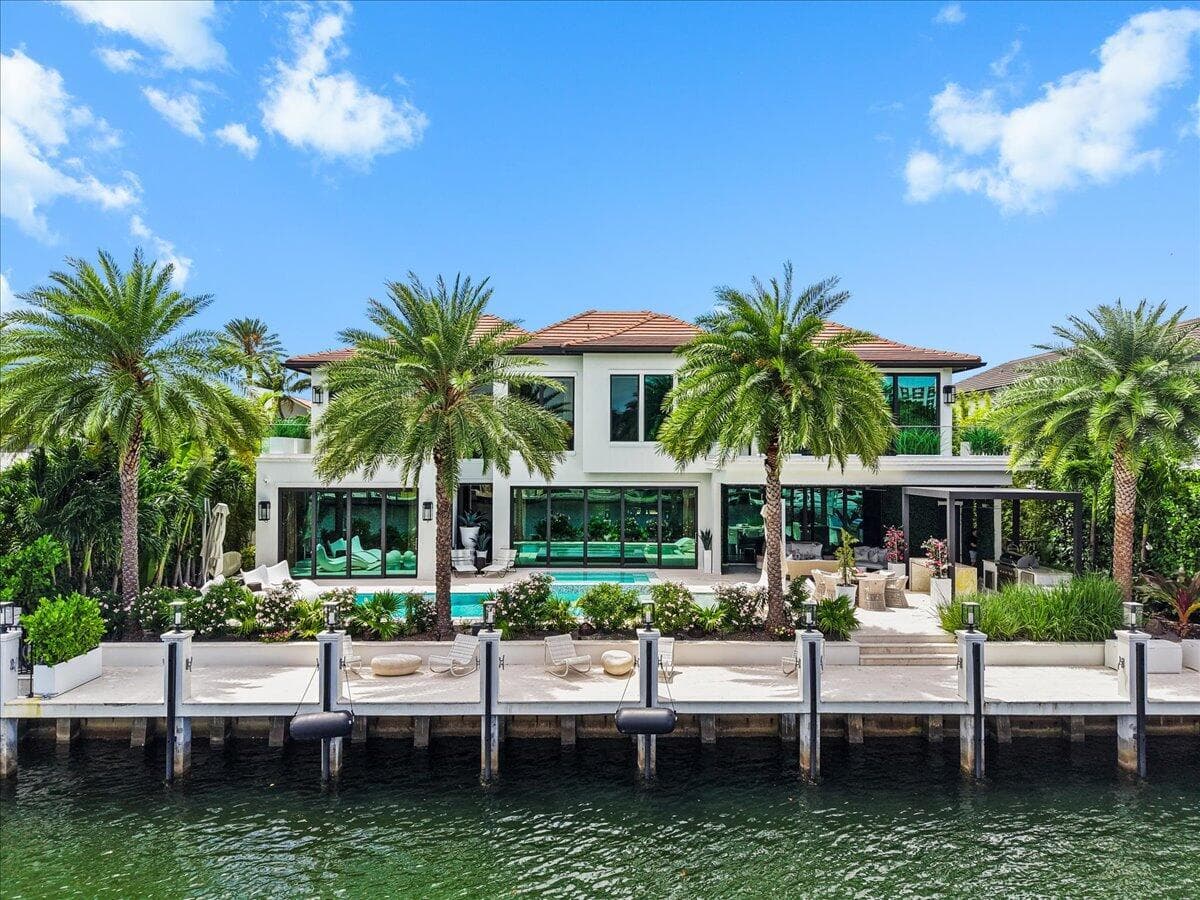 70 Isla Bahia Drive, Fort Lauderdale FL 33316 - Fort Lauderdale, FL - Photo 1