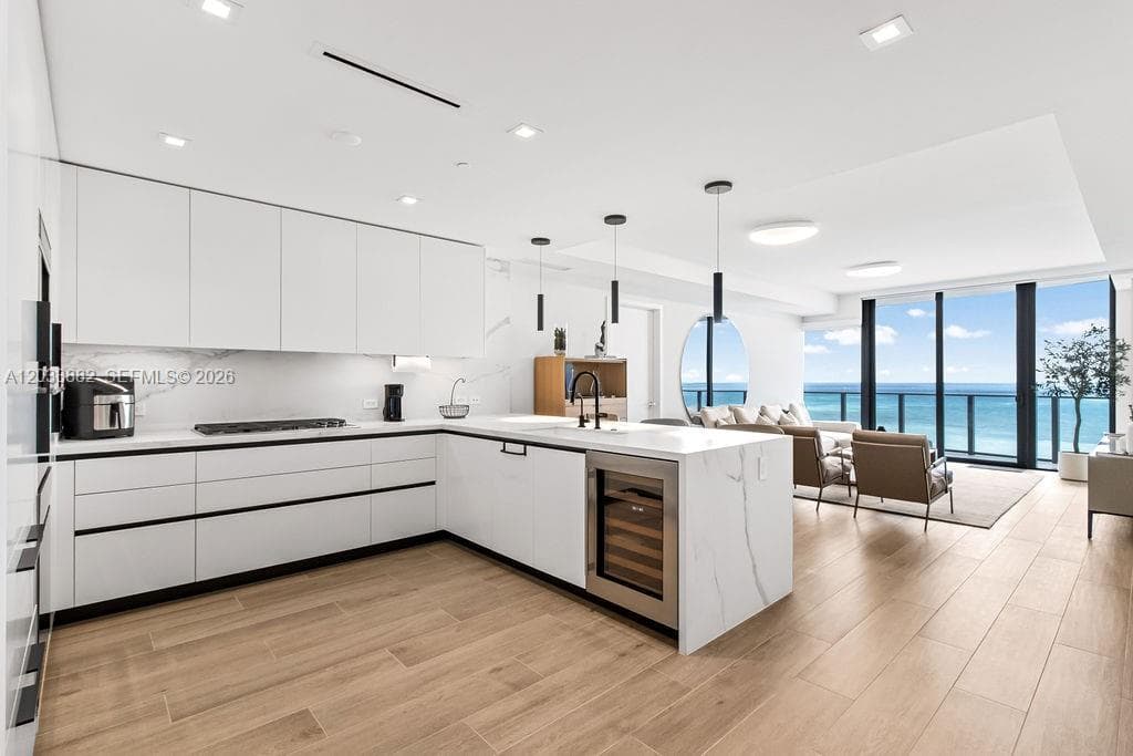 1116 N Ocean Blvd # 1205, Pompano Beach FL 33062 - Pompano Beach, FL - Photo 1