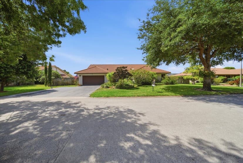 11299 NW 10th Manor, Coral Springs FL 33071