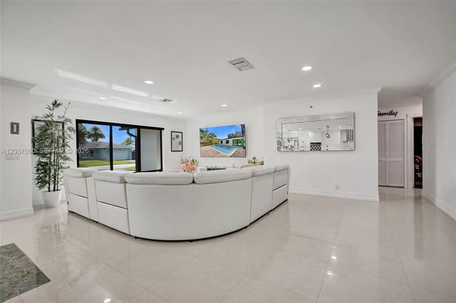 5112 SW 87th Ave, Cooper City FL 33328 - Cooper City, FL - Photo 7