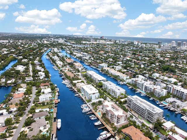45 Hendricks Isle # 403, Fort Lauderdale FL 33301 - Fort Lauderdale, FL - Photo 2