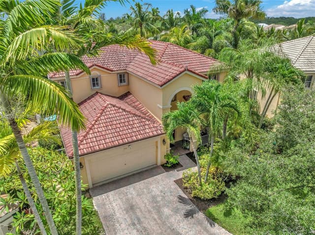 4110 Laurel Ridge Cir, Weston FL 33331 - Weston, FL - Photo 3