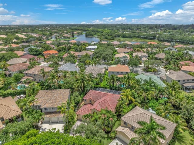 4110 Laurel Ridge Cir, Weston FL 33331 - Weston, FL - Photo 5